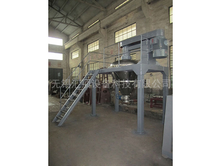 加熱噴液型VC混合機